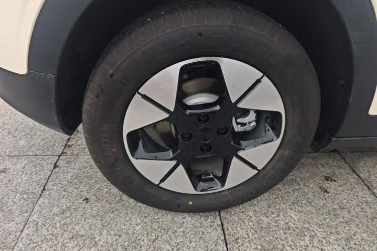 Used Geely Galaxy Geome 2025 310km Dream Edition Right Rear Wheel Hub