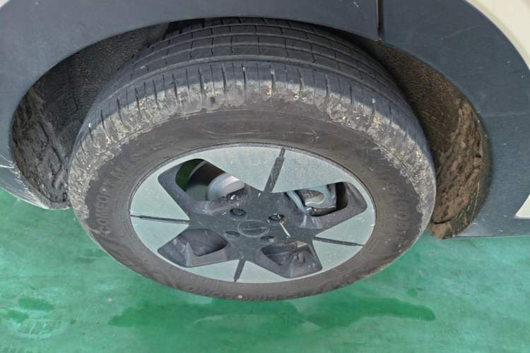Used Geely Galaxy Geome 2025 310km Dream Edition Right Rear Wheel Hub