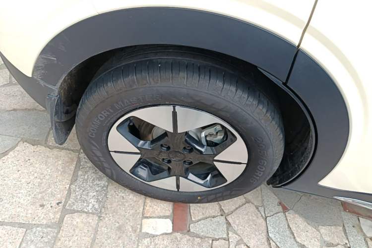 Used Geely Galaxy Geome 2025 UP 410km Exploration Edition Right Rear Wheel Hub