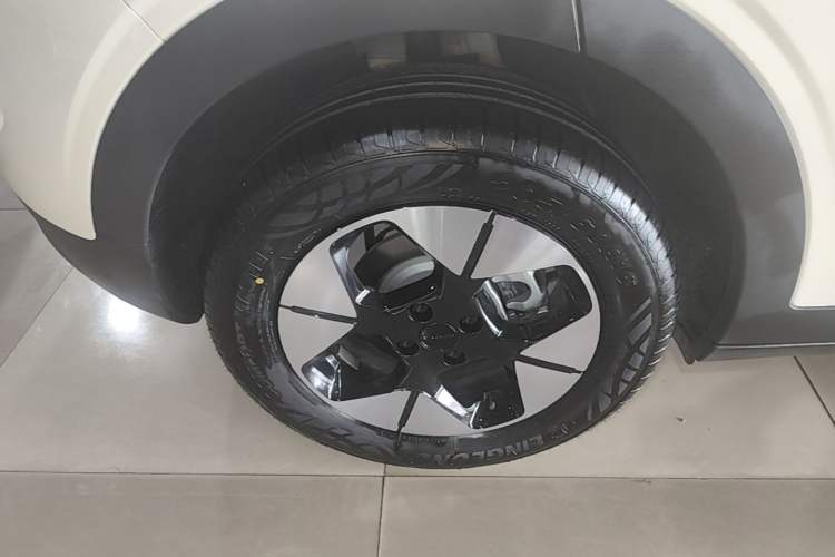 Used Geely Galaxy Geome 2025 310km Dream Edition Right Rear Wheel Hub
