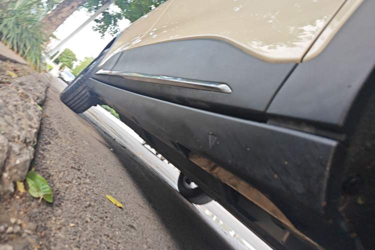 Used Geely Galaxy Geome 2025 310km Dream Edition Right Side Sill