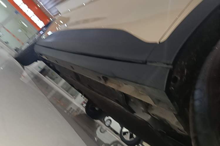Used Geely Galaxy Geome 2025 310km Youth Edition Right Side Sill