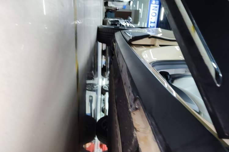 Used Geely Galaxy Geome 2025 UP 410km Exploration Edition Right Side Sill