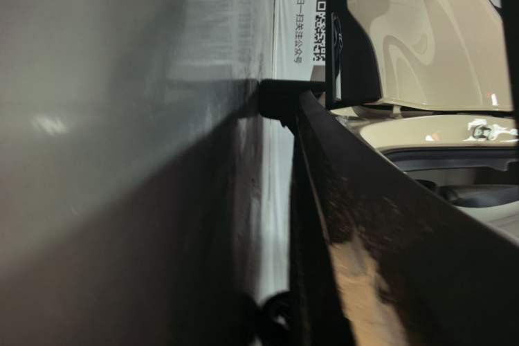 Used Geely Galaxy Geome 2025 310km Dream Edition Right Side Sill