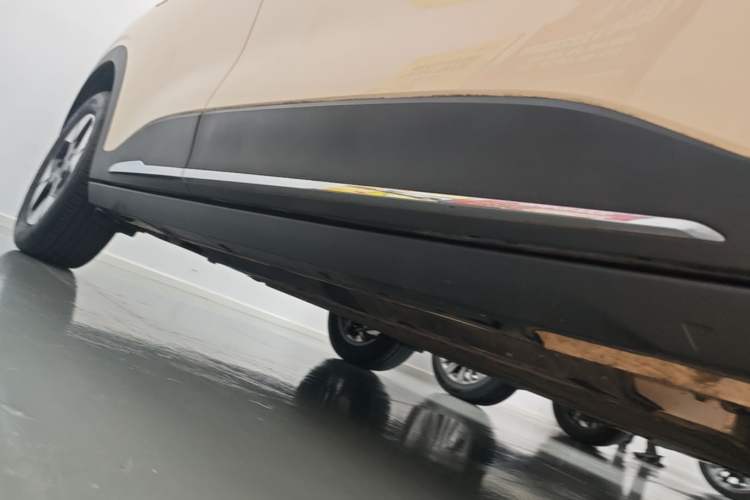 Used Geely Galaxy Geome 2025 310km Dream Edition Right Side Sill
