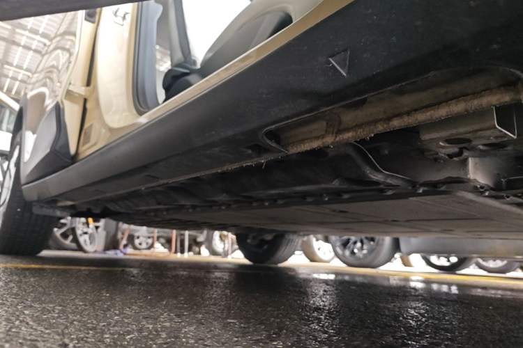 Used Geely Galaxy Geome 2025 310km Youth Edition Right Side Sill