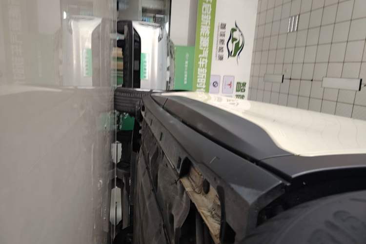 Used Geely Galaxy Geome 2025 310km Dream Edition Right Side Sill