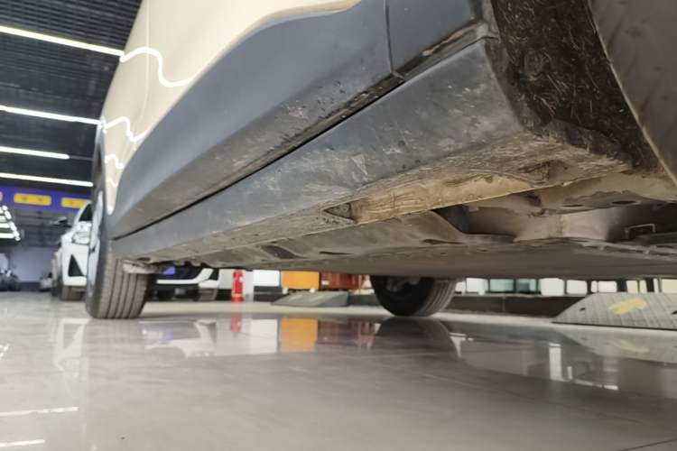 Used Geely Galaxy Geome 2025 310km Youth Edition Right Side Sill