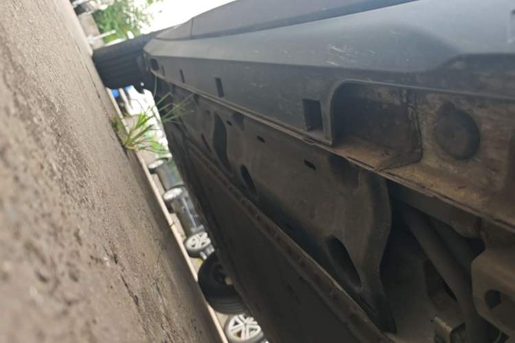 Used Geely Galaxy Geome 2025 310km Youth Edition Right Side Sill