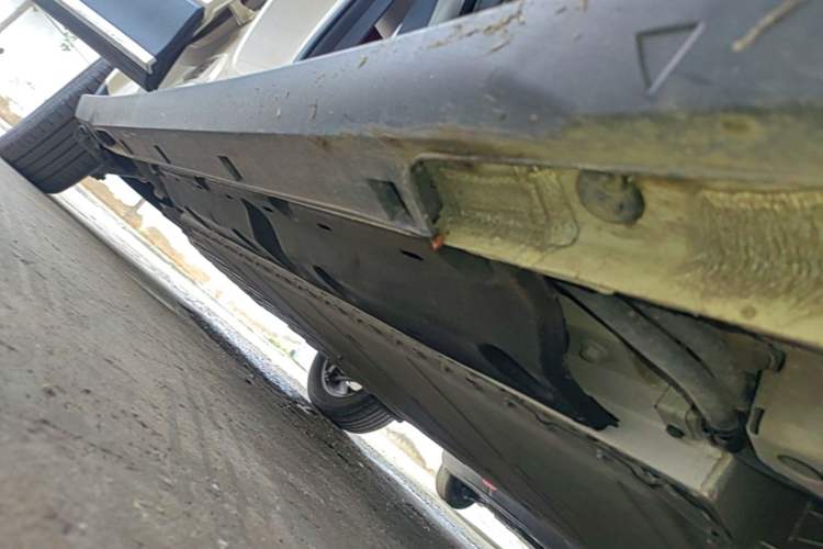 Used Geely Galaxy Geome 2025 UP 410km Exploration+ Edition Right Side Sill
