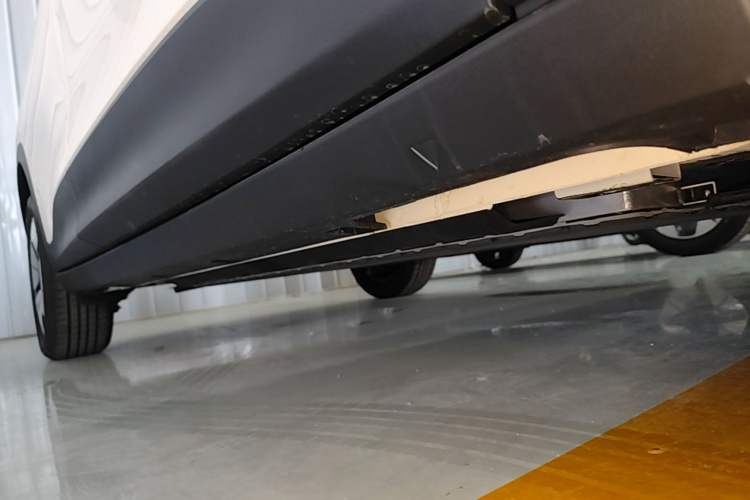 Used Geely Galaxy Geome 2025 410 km Free Version Right Side Sill