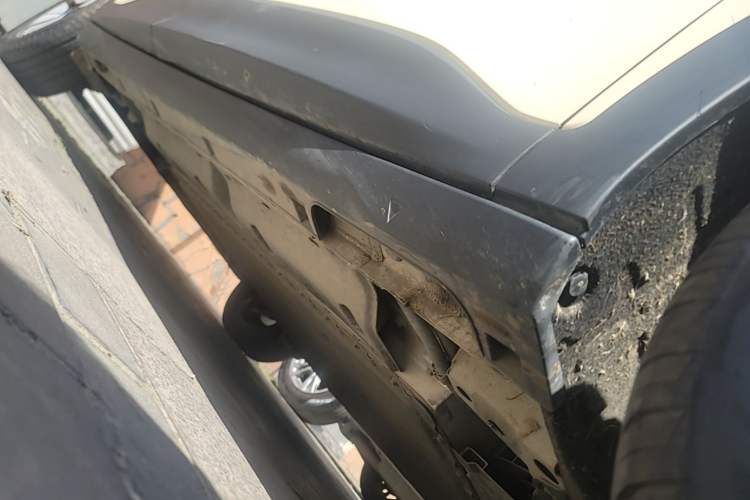 Used Geely Galaxy Geome 2025 310km Youth Edition Right Side Sill