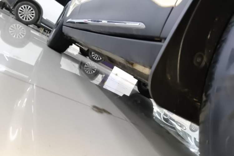Used Geely Galaxy Geome 2025 310km Dream Edition Right Side Sill