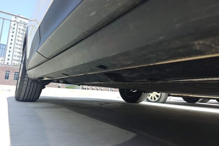 Used Geely Galaxy Geome 2025 310km Youth Edition Right Side Sill