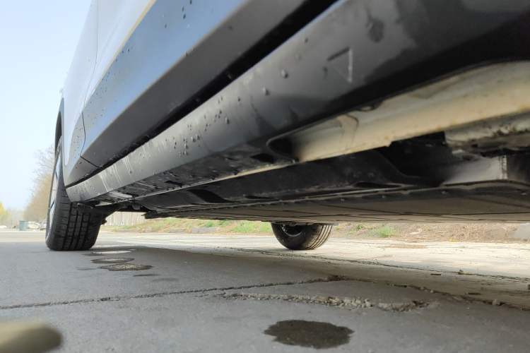 Used Geely Galaxy Geome 2025 410 km Free Version Right Side Sill