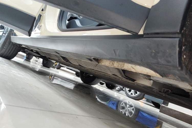 Used Geely Galaxy Geome 2025 310km Youth Edition Right Side Sill
