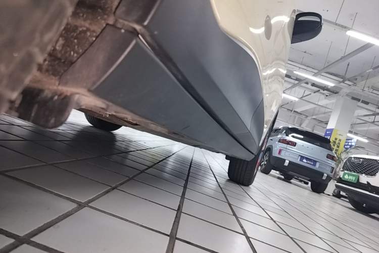 Used Geely Galaxy Geome 2025 310km Youth Edition Right Side Sill