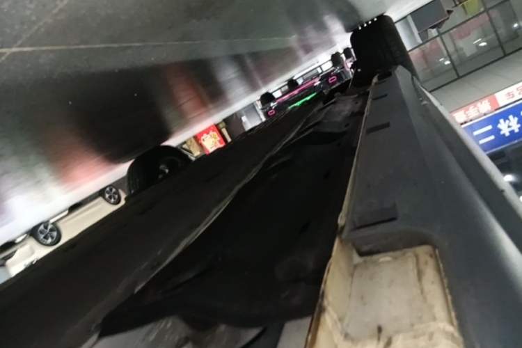 Used Geely Galaxy Geome 2025 UP 410km Exploration Edition Right Side Sill