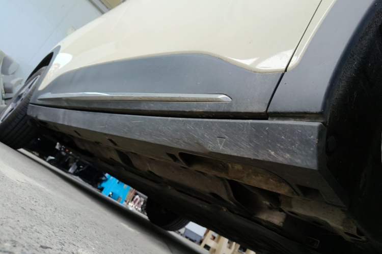 Used Geely Galaxy Geome 2025 310km Dream Edition Right Side Sill
