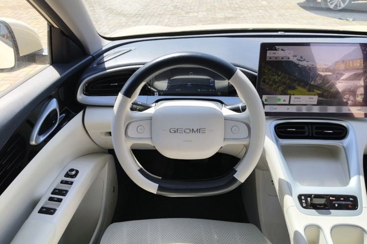 Used Geely Galaxy Geome 2025 UP 410km Exploration Edition Steering Wheel