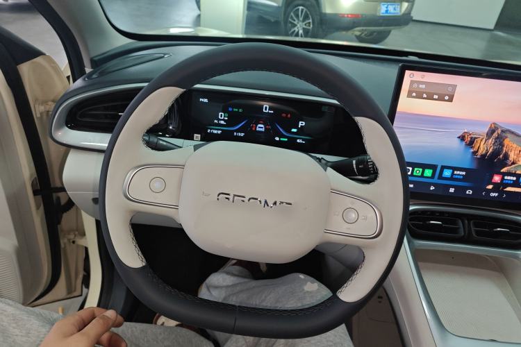 Used Geely Galaxy Geome 2025 UP 410km Exploration Edition Steering Wheel
