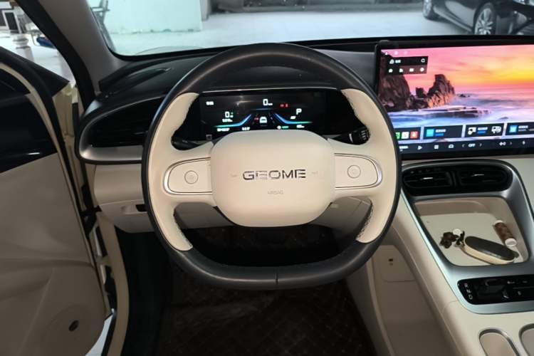Used Geely Galaxy Geome 2025 310km Dream Edition Steering Wheel