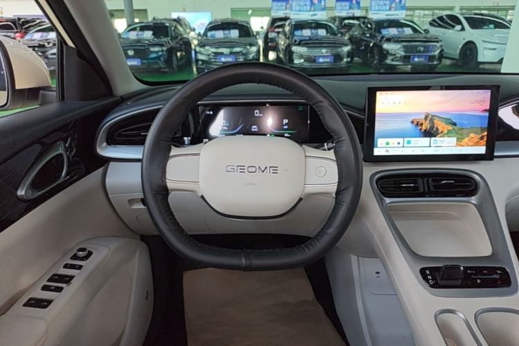Used Geely Galaxy Geome 2025 310km Youth Edition Steering Wheel