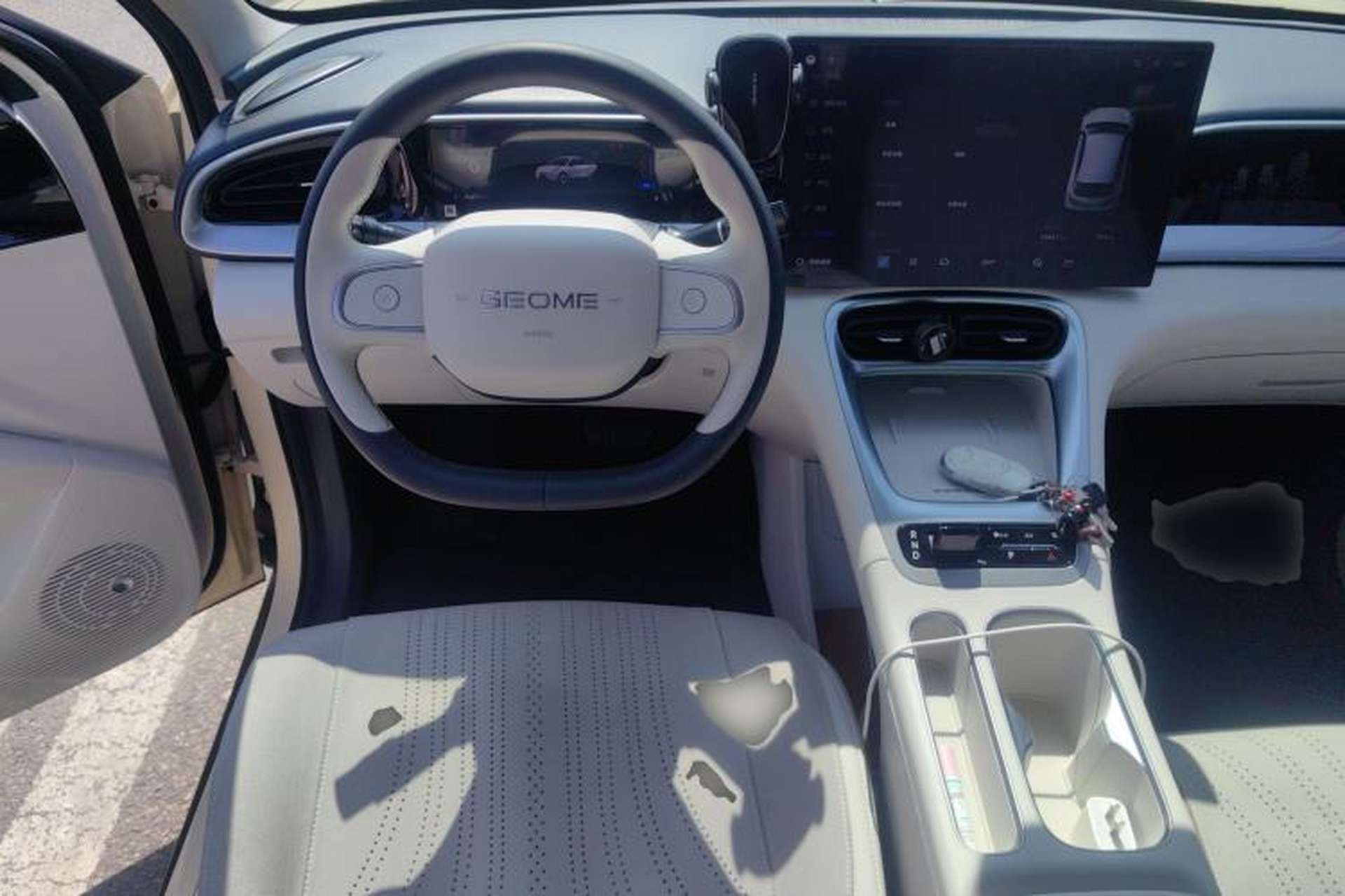 Used Geely Galaxy Geome 2025 UP 410km Exploration+ Edition Steering Wheel