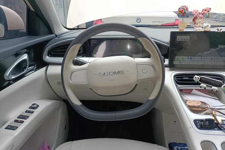 Used Geely Galaxy Geome 2025 310km Youth Edition Steering Wheel
