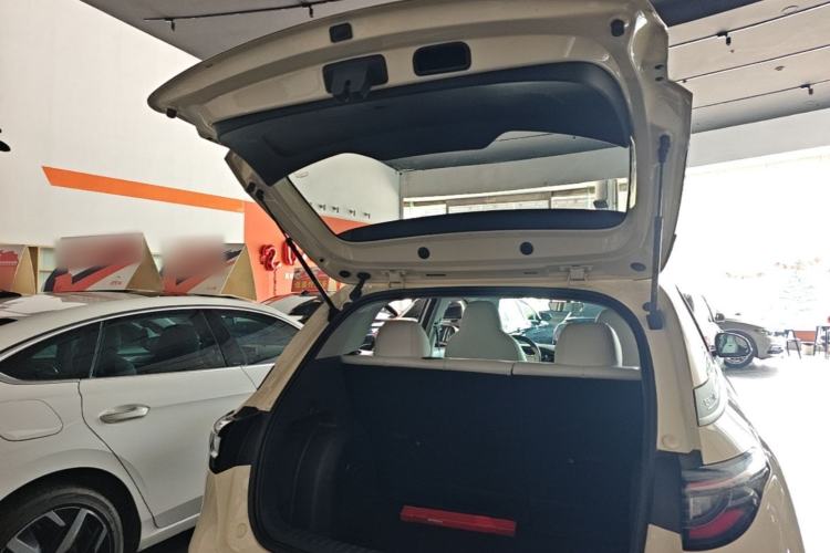 Used Geely Galaxy Geome 2025 310km Youth Edition Trunk