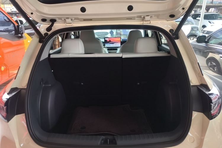 Used Geely Galaxy Geome 2025 310km Dream Edition Trunk