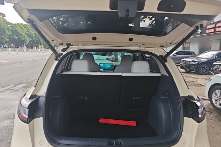 Used Geely Galaxy Geome 2025 310km Dream Edition Trunk