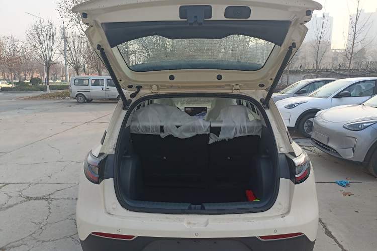 Used Geely Galaxy Geome 2025 310km Dream Edition Trunk