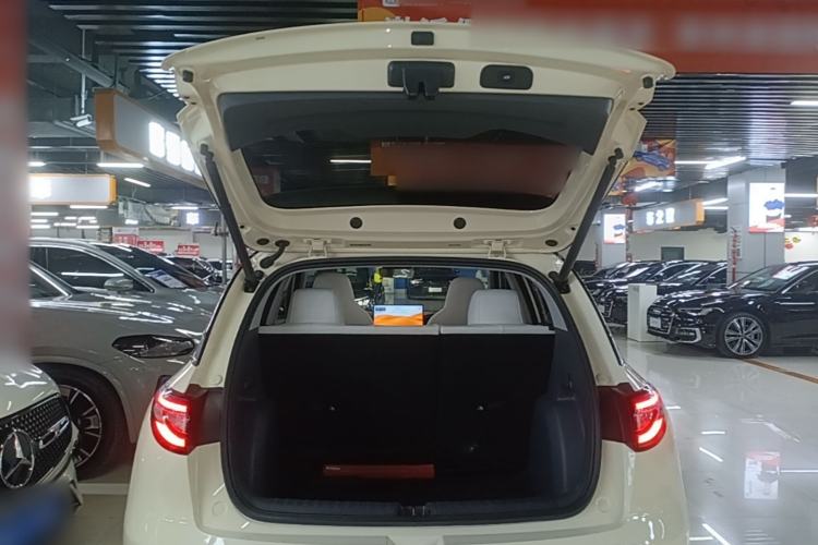 Used Geely Galaxy Geome 2025 UP 410km Exploration+ Edition Trunk