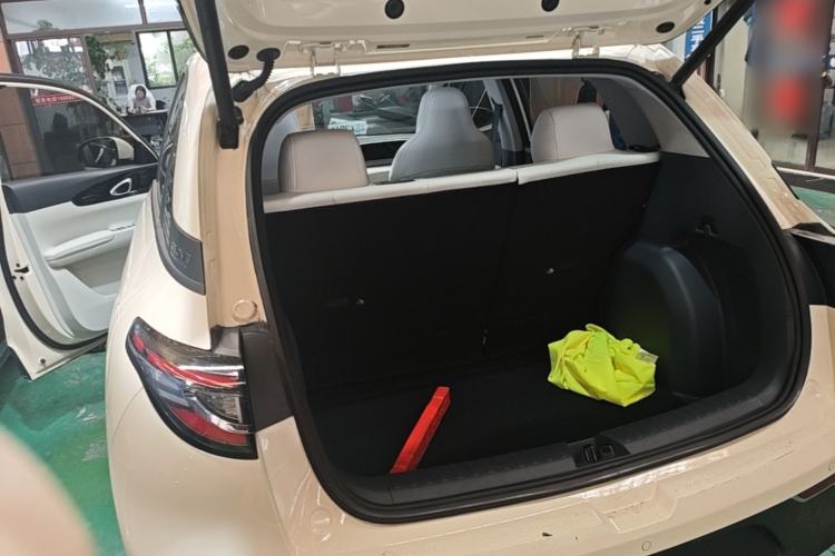Used Geely Galaxy Geome 2025 310km Dream Edition Trunk