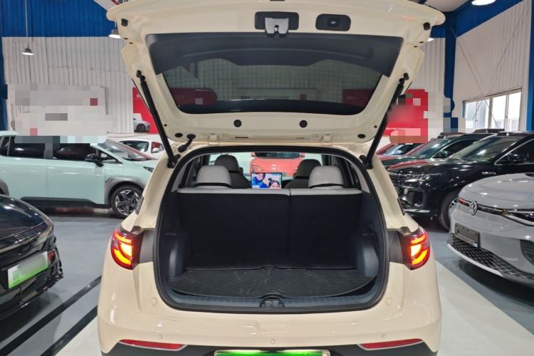 Used Geely Galaxy Geome 2025 310km Dream Edition Trunk