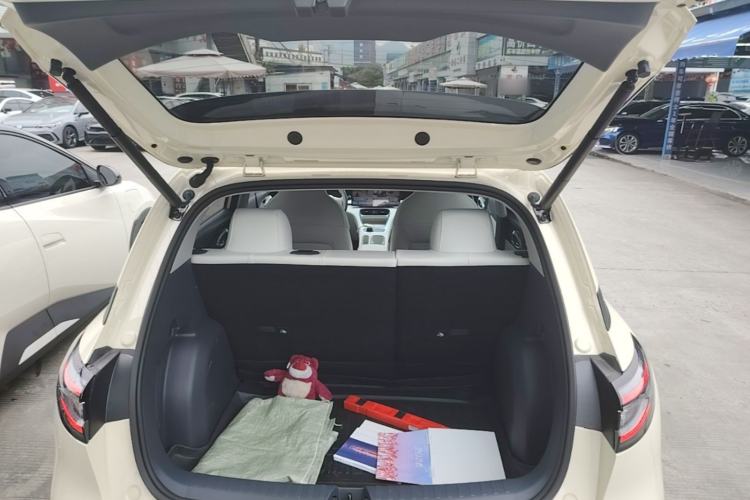 Used Geely Galaxy Geome 2025 310km Dream Edition Trunk