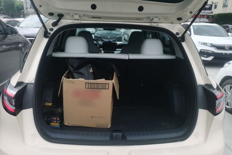 Used Geely Galaxy Geome 2025 310km Youth Edition Trunk
