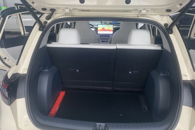 Used Geely Galaxy Geome 2025 UP 410km Exploration+ Edition Trunk