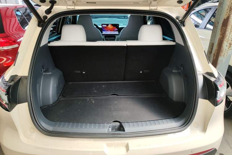 Used Geely Galaxy Geome 2025 310km Dream Edition Trunk