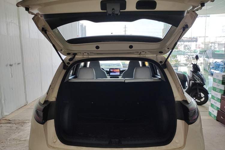Used Geely Galaxy Geome 2025 410 km Free Version Trunk