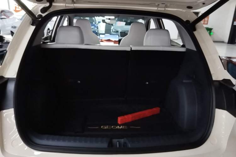 Used Geely Galaxy Geome 2025 310km Dream Edition Trunk