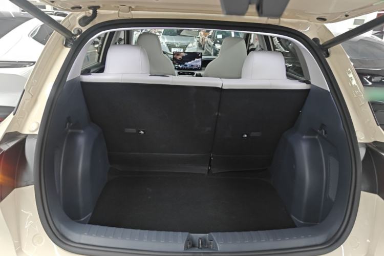 Used Geely Galaxy Geome 2025 UP 410km Exploration Edition Trunk