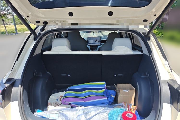 Used Geely Galaxy Geome 2025 UP 410km Exploration Edition Trunk