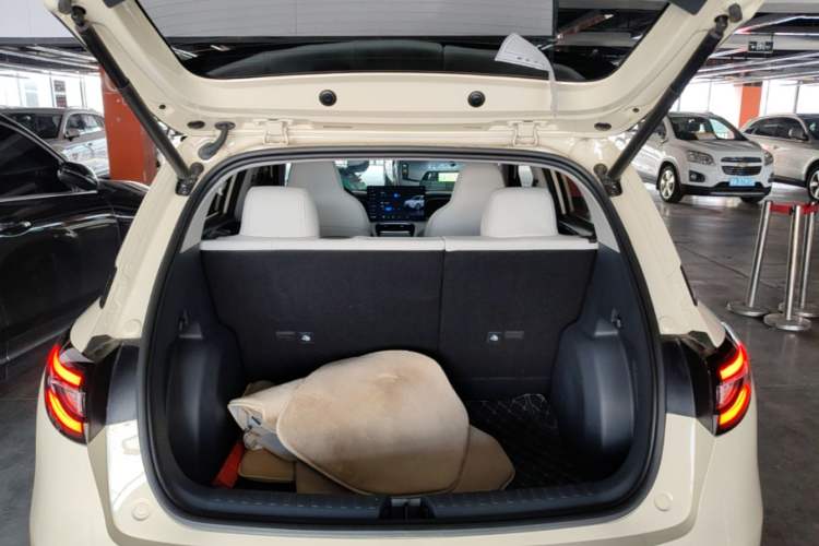Used Geely Galaxy Geome 2025 UP 410km Exploration+ Edition Trunk