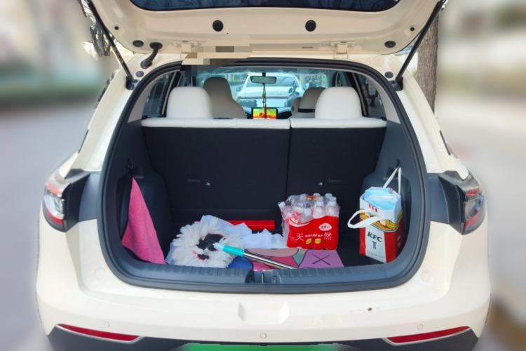 Used Geely Galaxy Geome 2025 310km Youth Edition Trunk