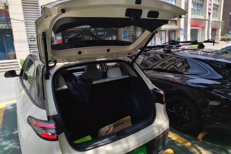 Used Geely Galaxy Geome 2025 310km Dream Edition Trunk