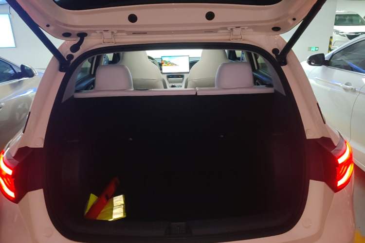 Used Geely Galaxy Geome 2025 310km Dream Edition Trunk