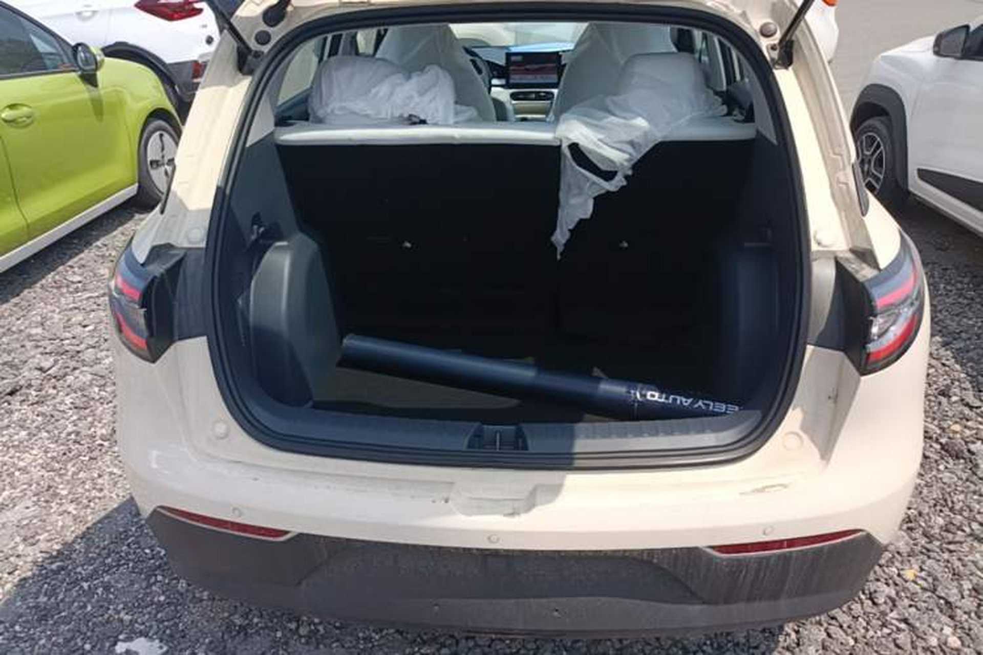 Used Geely Galaxy Geome 2025 310km Youth Edition Trunk