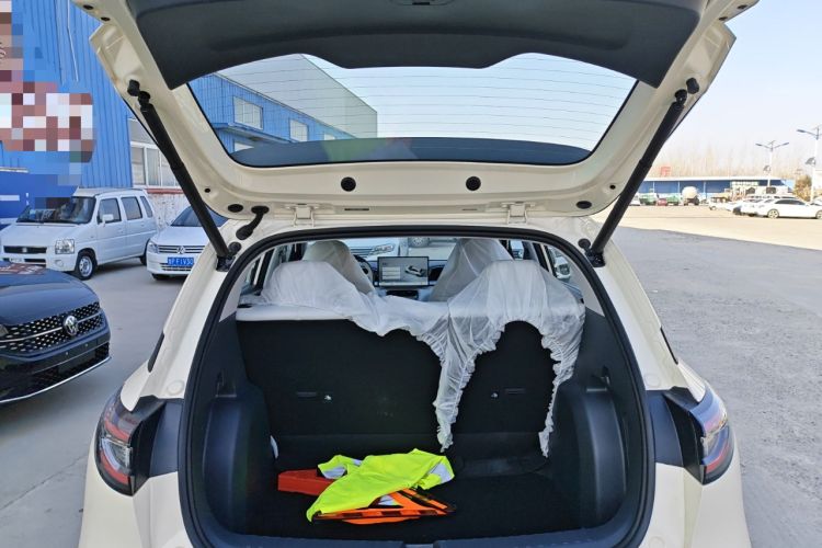 Used Geely Galaxy Geome 2025 310km Dream Edition Trunk